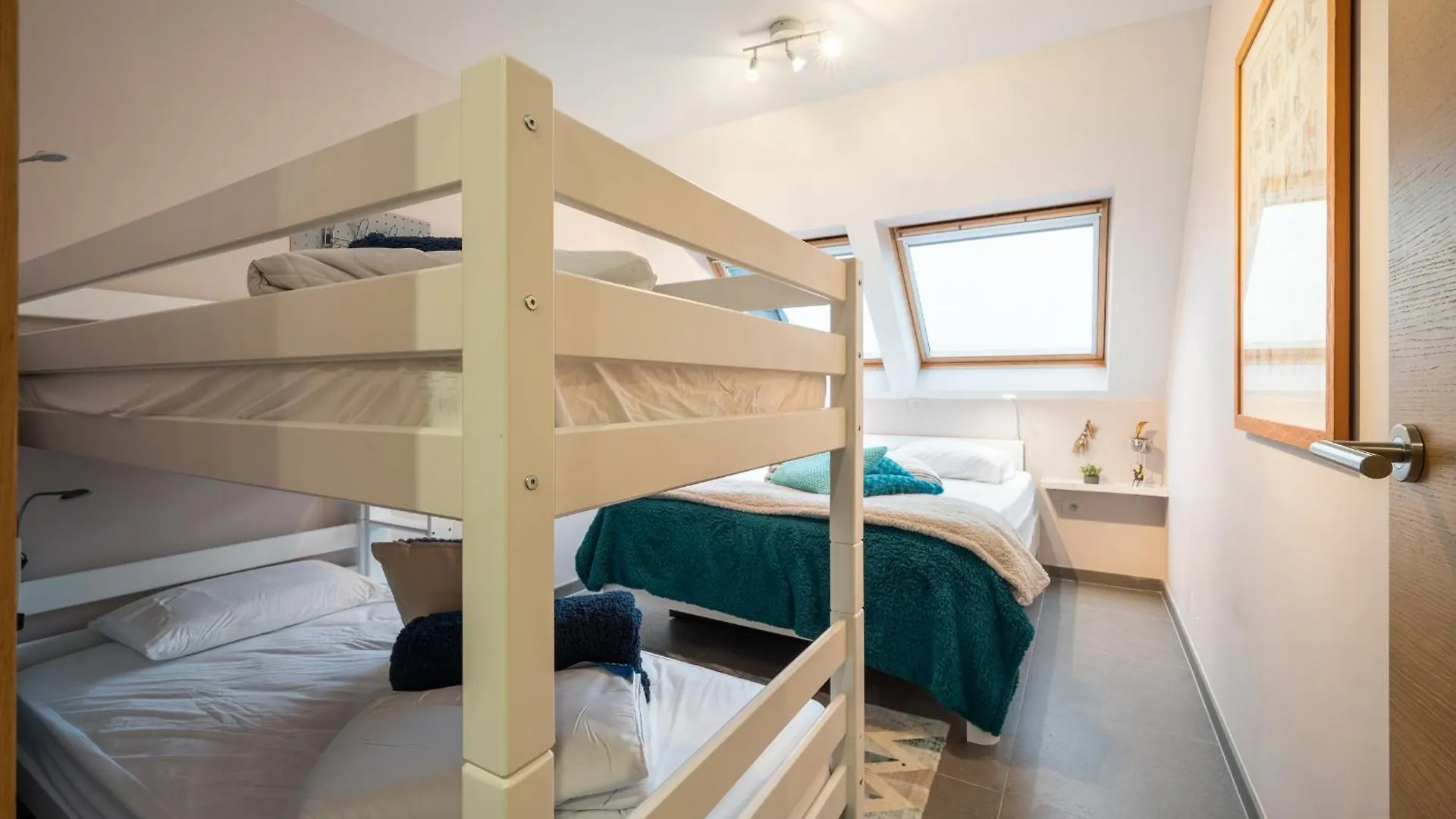 Penthouse Apartment With Spacious Terrace & Sea View Ostende