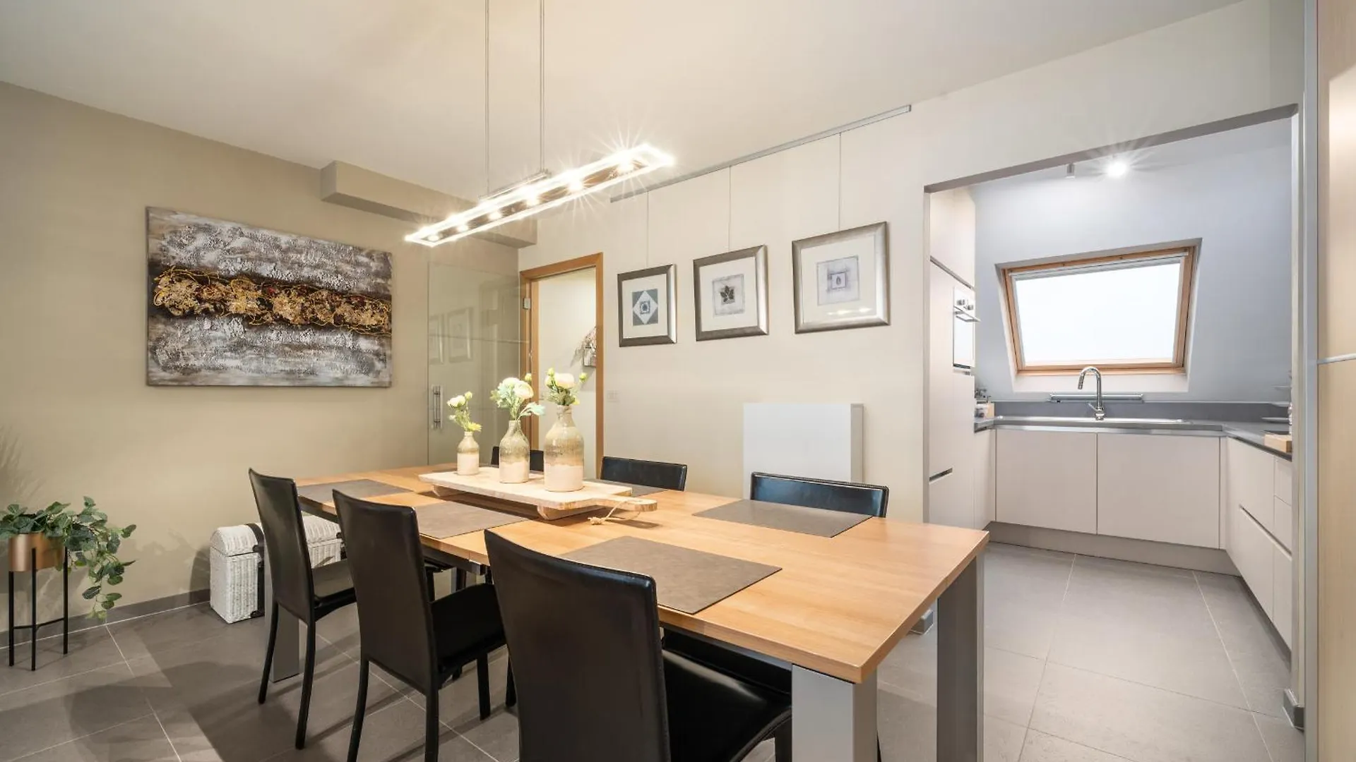 Penthouse Apartment With Spacious Terrace & Sea View Ostende